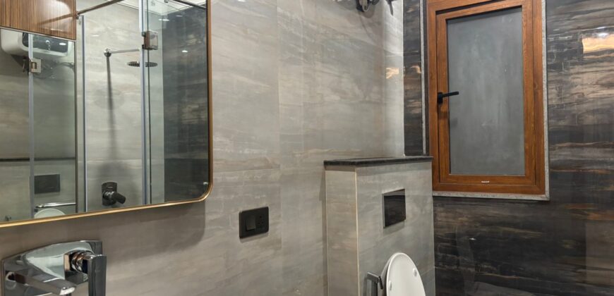 4Bhk in South City 1