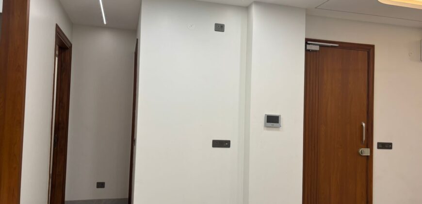 4Bhk in South City 1