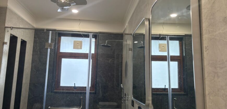 4Bhk in South City 1