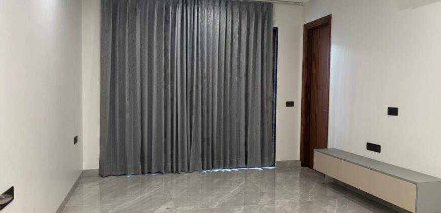 4Bhk in South City 1