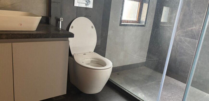 4Bhk in South City 1