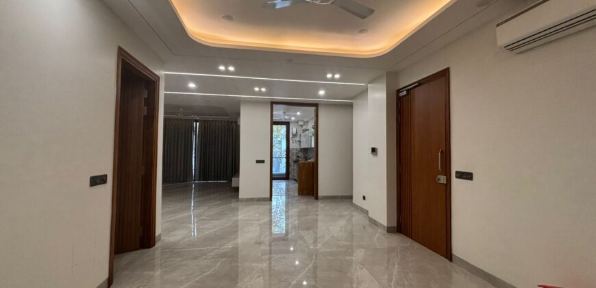 4Bhk in South City 1